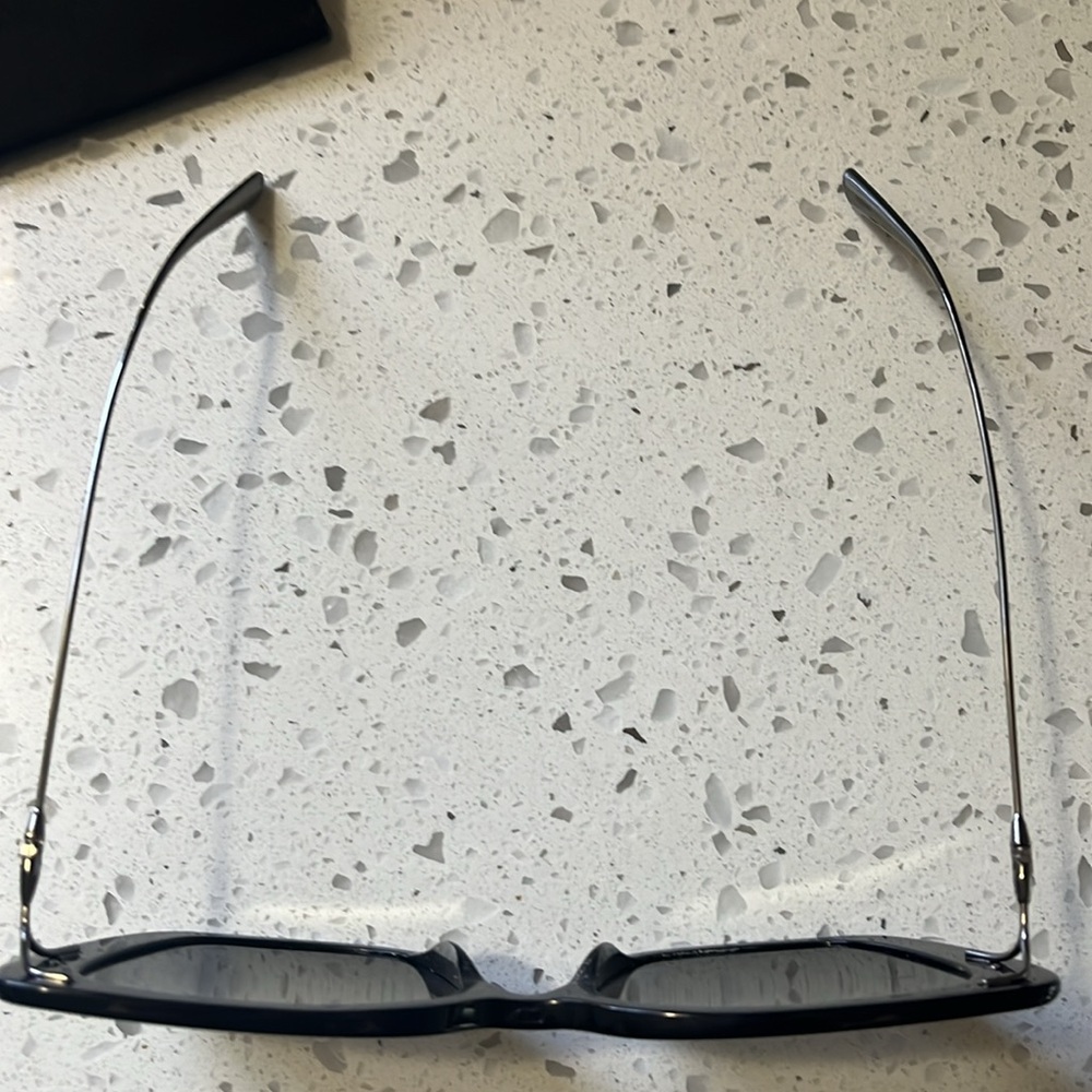 Dior sunglasses with case - Picture 4 of 9